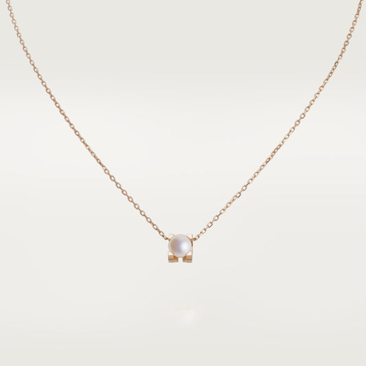 18K C De Necklace