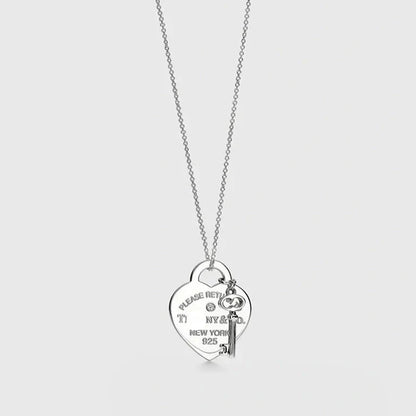 18K Return to Heart & Key Necklace