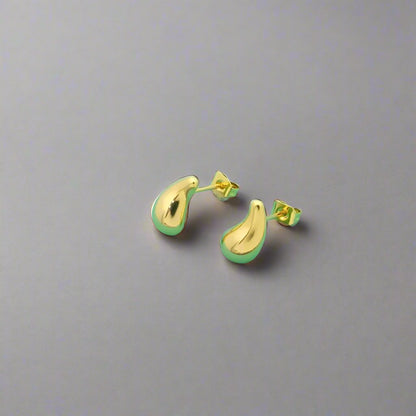 18K T Horn Earrings
