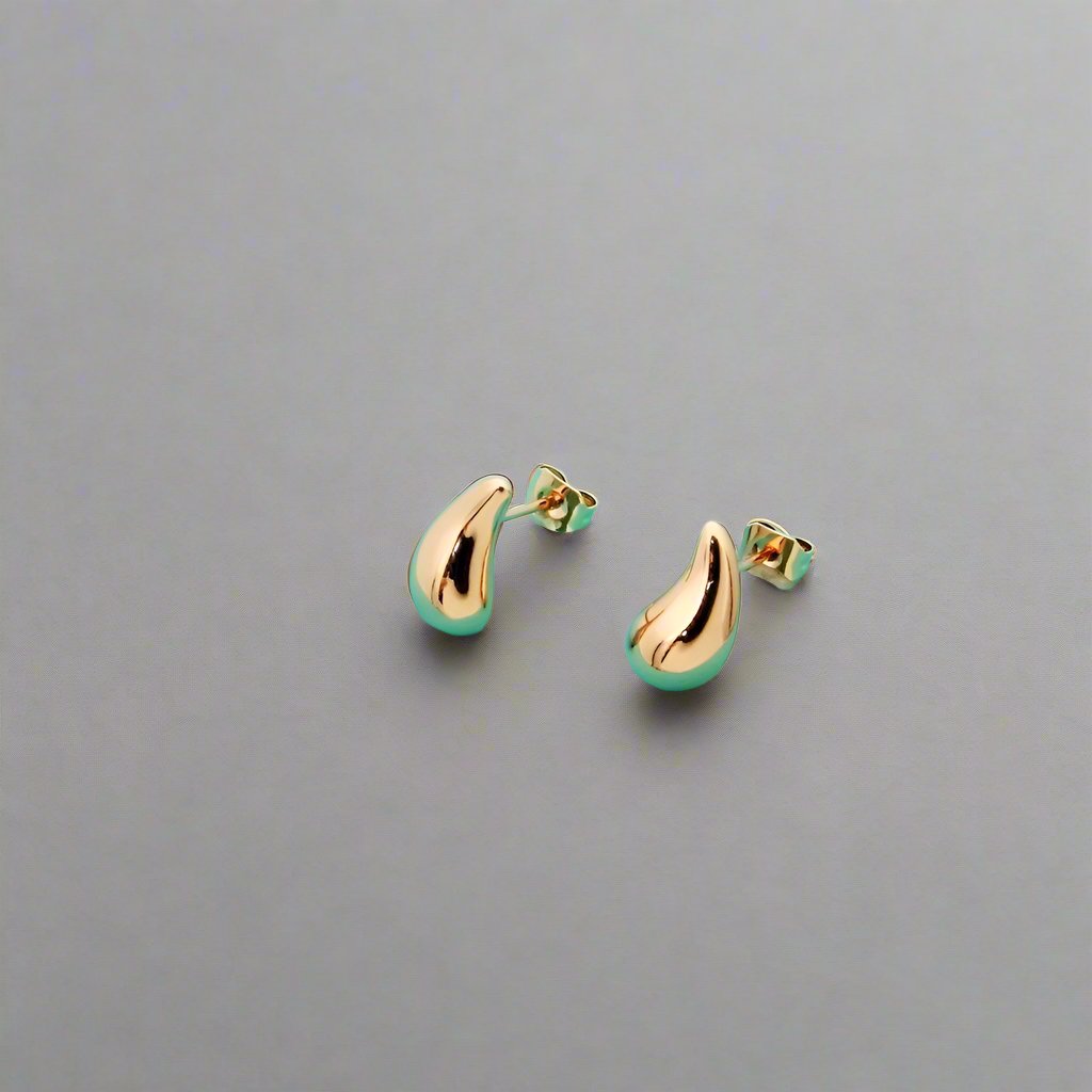 18K T Horn Earrings